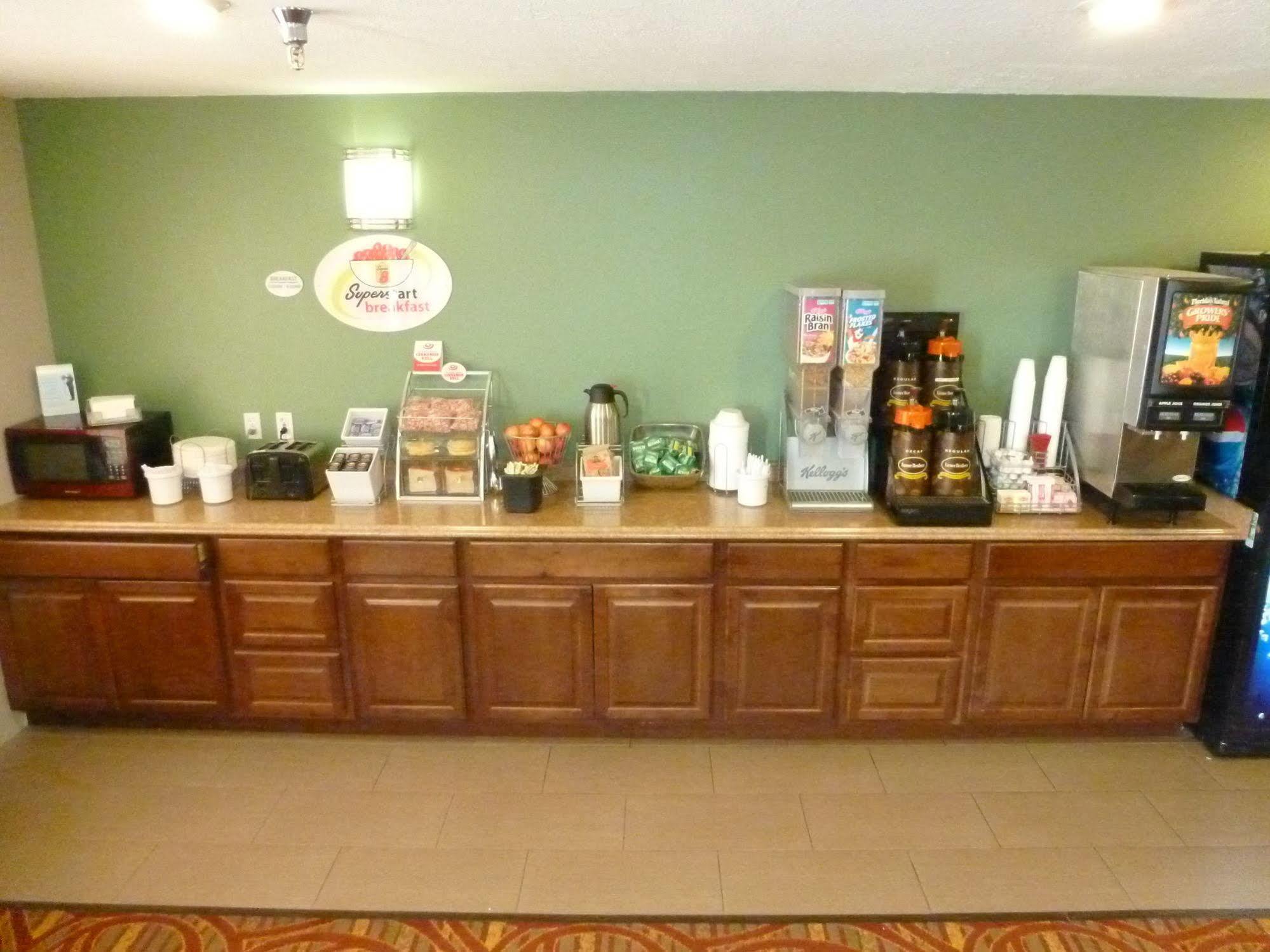 Hotel Super 8 By Wyndham Rock Springs Zewnętrze zdjęcie
